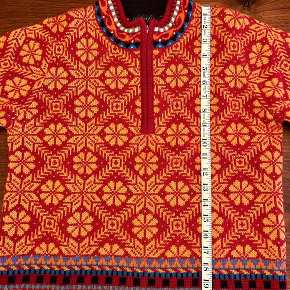 Colorful Geometric Pattern Sweater - Picture 9 of 10